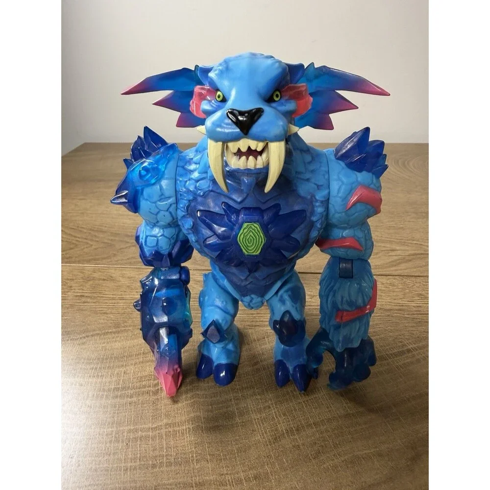 Moose Mr. Beast Lab Chomp Attack Jaw Blue Apex Panther 6.5
